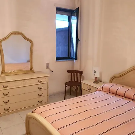 Residenza Baia Blu A דירה